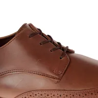 Zapatos Richard color cognac de piel con patron perforado