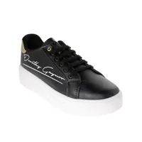 Tenis Aitana color negro con firma Dorothy Gaynor y detalle dorado