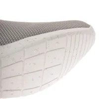 Tenis Alicia color gris confort con textura tipo malla