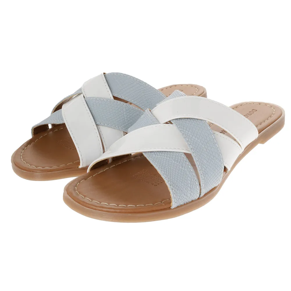 Sandalias Gaby color azul cielo con cintas trenzadas