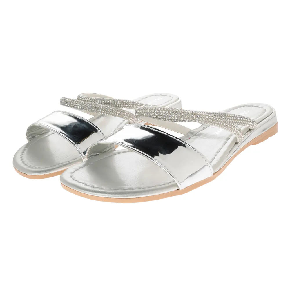 Sandalia Aitana color plata con efecto espejo y brillos