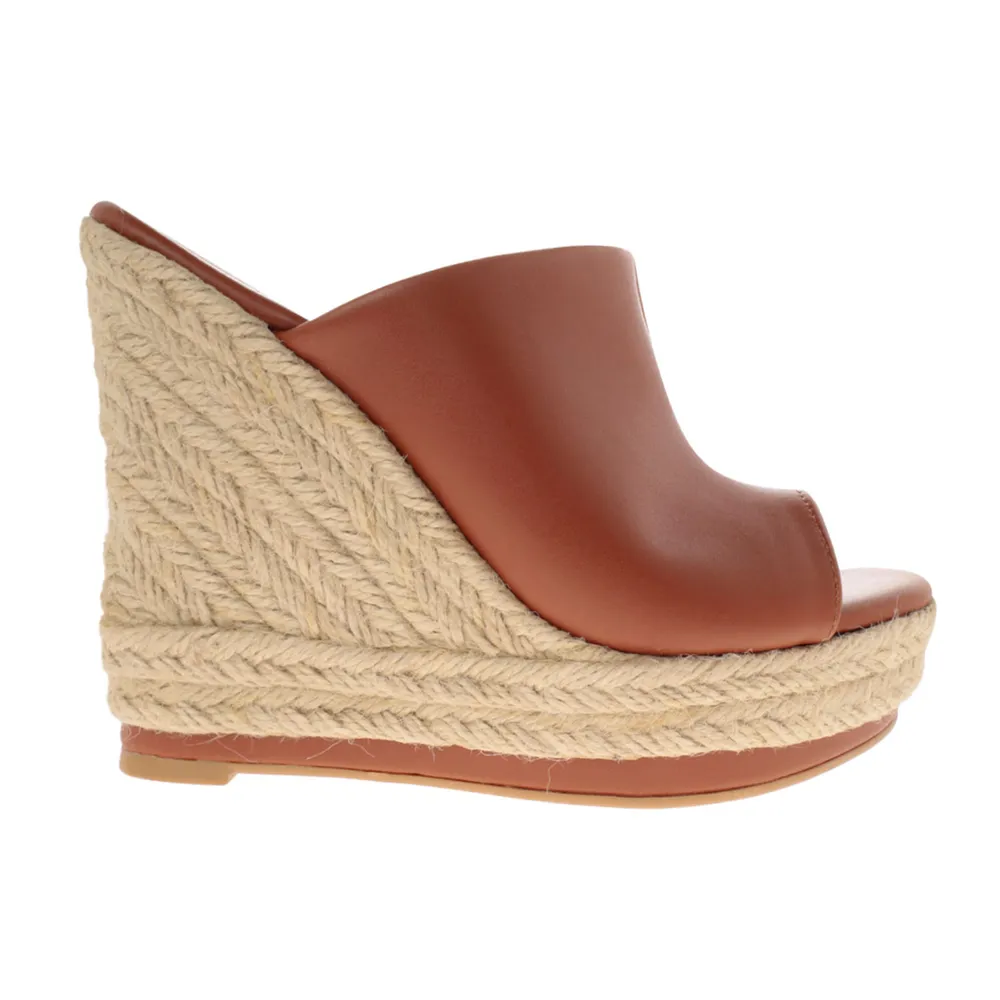 Sandalias Mariel color camel cuña elevada