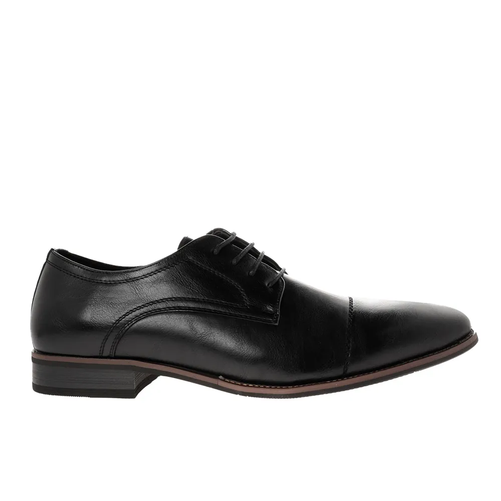 Zapatos Paulo color negro con costura en la punta