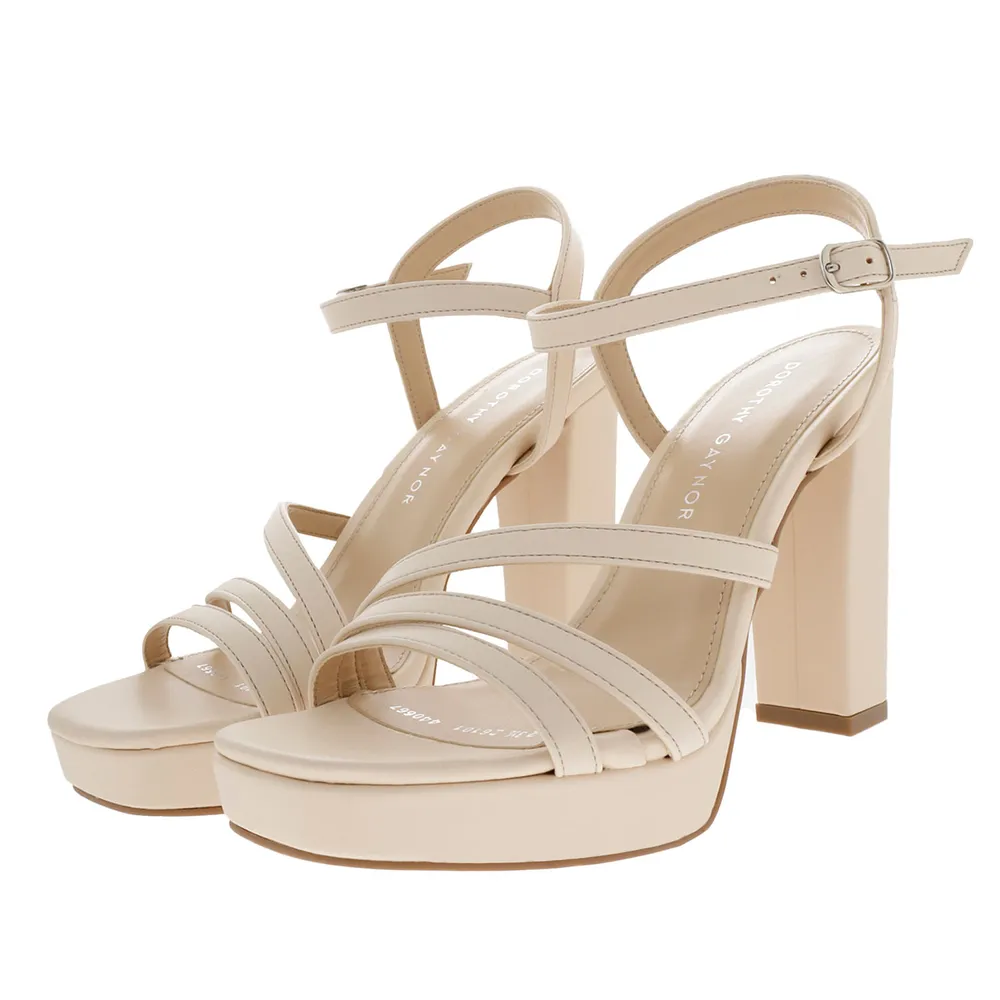 Sandalias Lesly color blanco con triple cinta