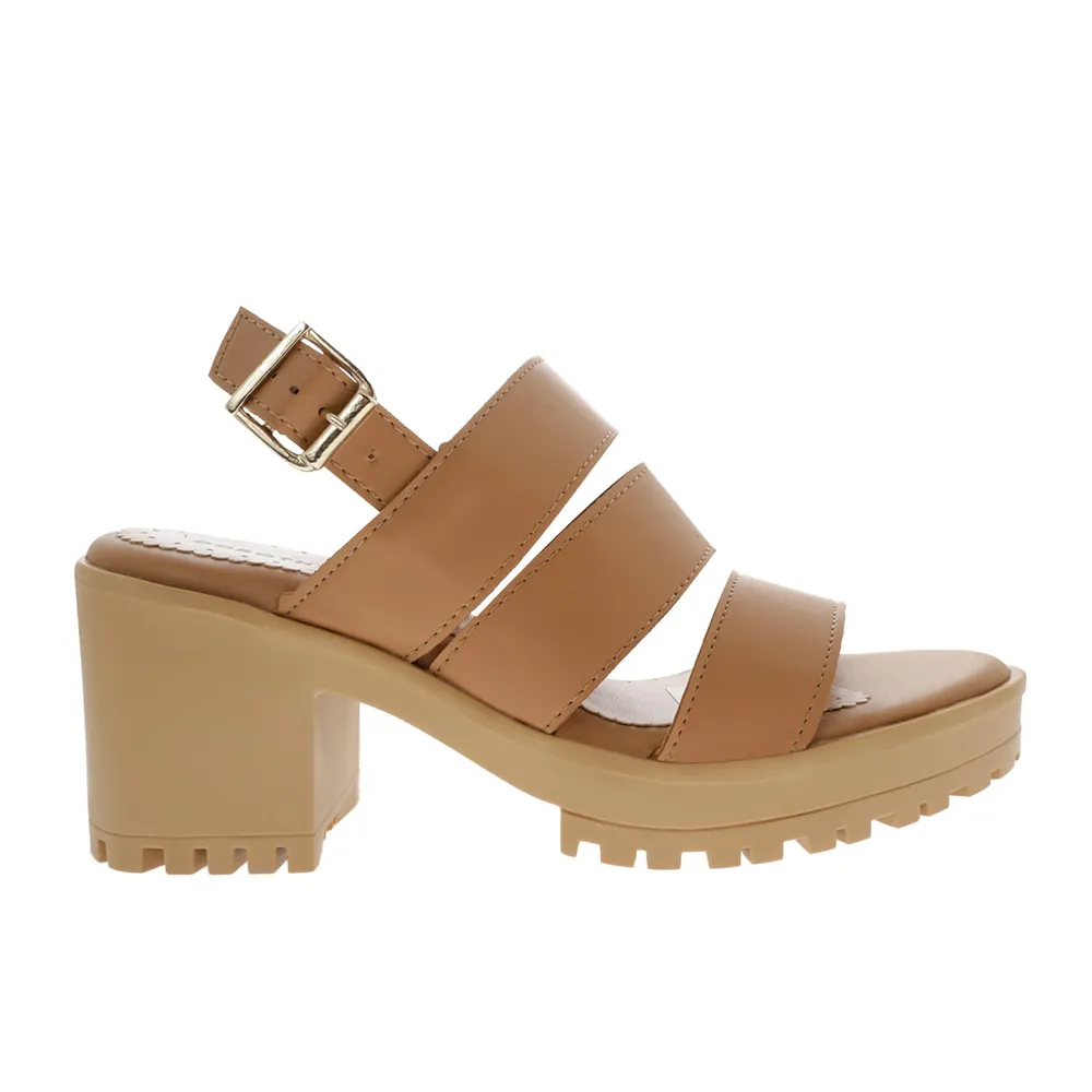 Sandalias Juana color camel con triple cinta