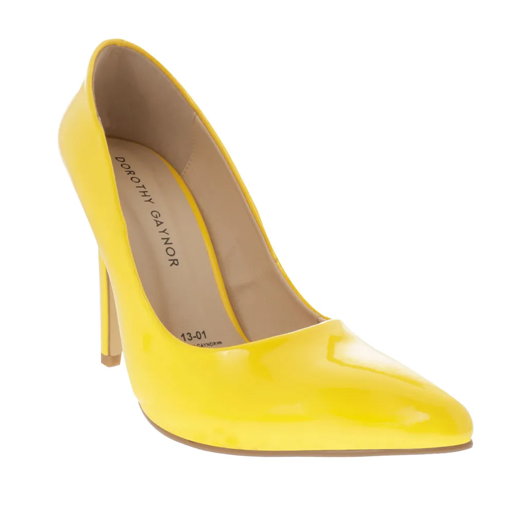 Zapatillas Liliana color amarillo charol