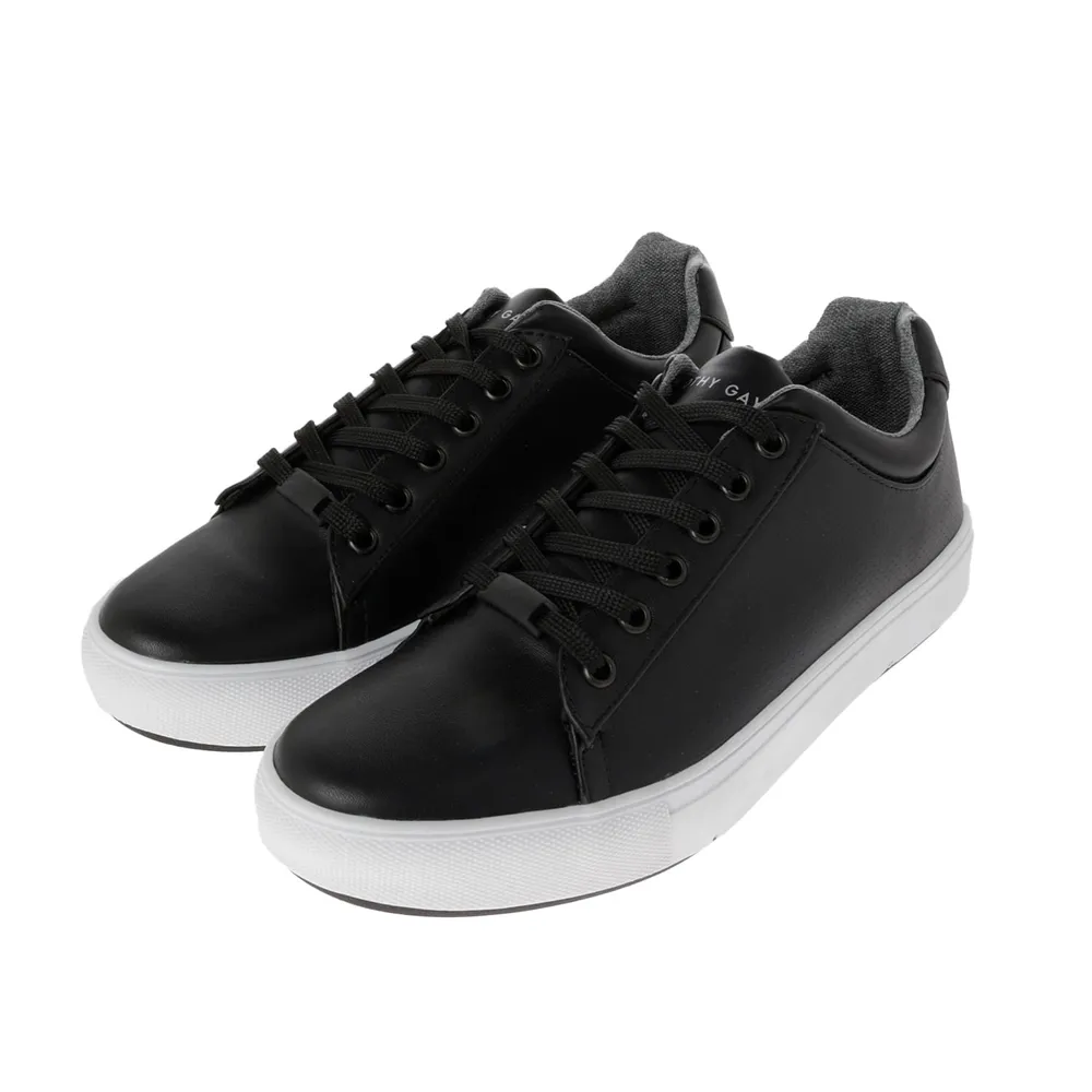 Tenis Omar color negro con suela blanca