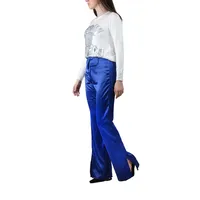 Pantalón acampanado satinado azul eléctrico y abertura en pierna para mujer