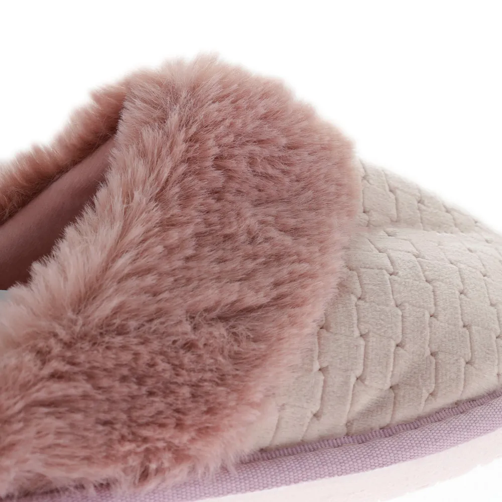 Pantufla Loly color lila con peluche