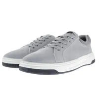 Tenis color gris claro