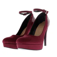 Zapatilla Pump Lesly color vino slingback