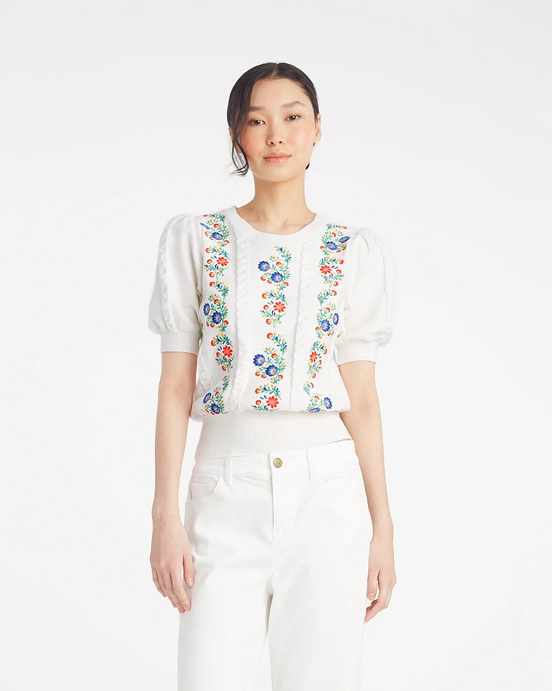 Short Sleeve Sweater with Floral Embroidery