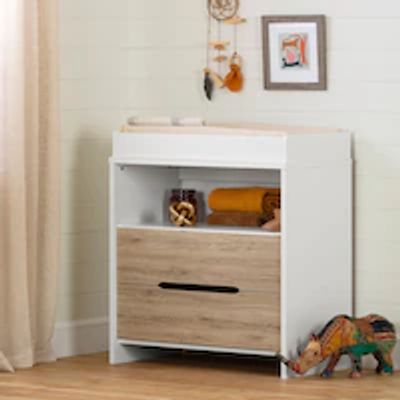 Cookie Changing Table, Pure White and Rustic Oak