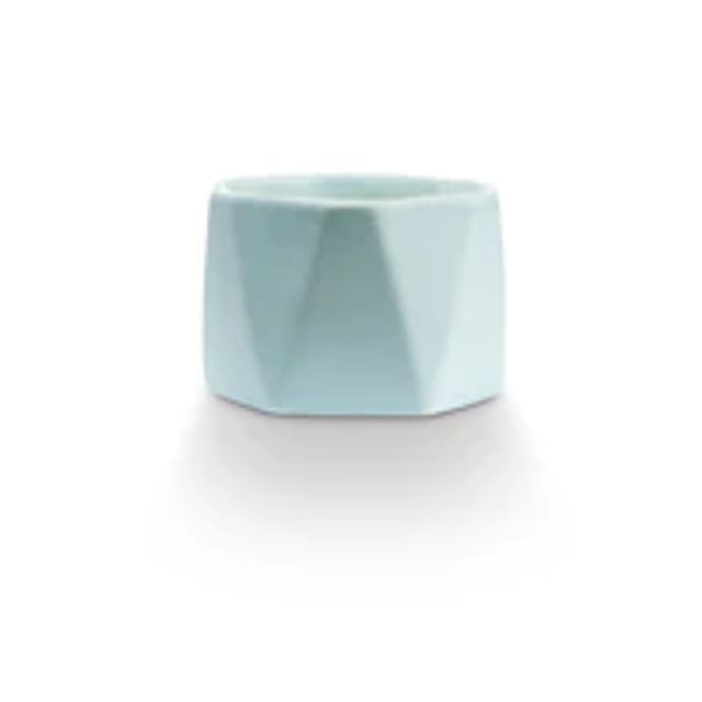 ILLUME DYLAN CERAMIC CANDLE FRESH SEA SALT