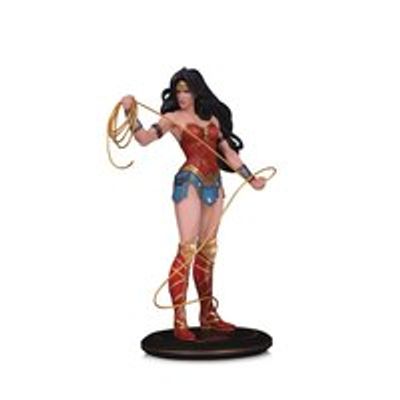 DC Cover Girls: Wonder Woman Statue by Joelle Jones