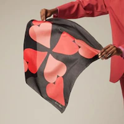 STAR X HEARTS NECKERCHIEF, BLACK