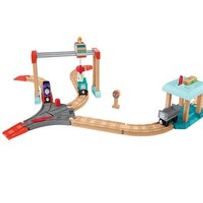 Fisher-Price(r) Thomas & Friends Wood Lift & Load Cargo Set