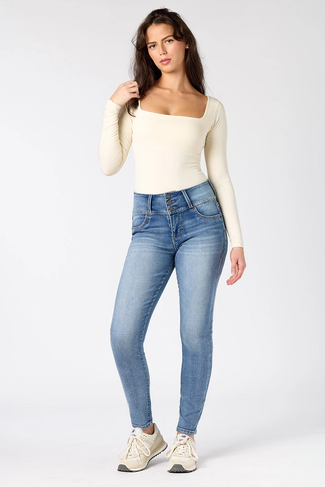 Wallflower Insta-Soft Mara Wash Jeggings