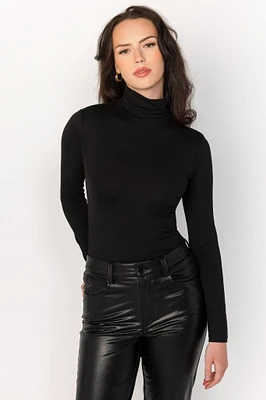 Long-Sleeve Fitted Turtleneck