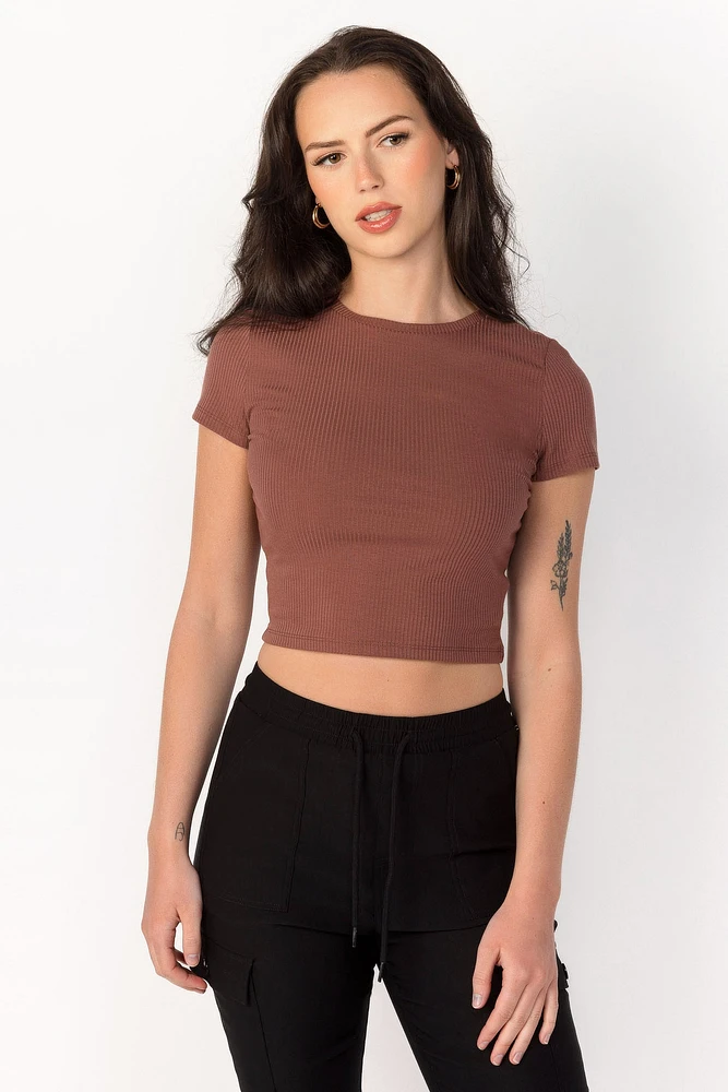 Ribbed Crew-Neck Crop Tee