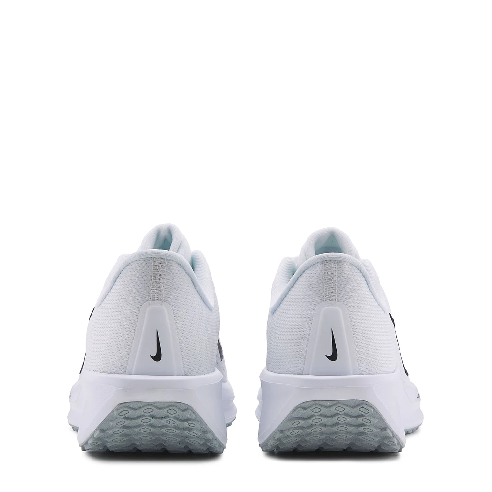 Women's Quest 6 Running Sneakers