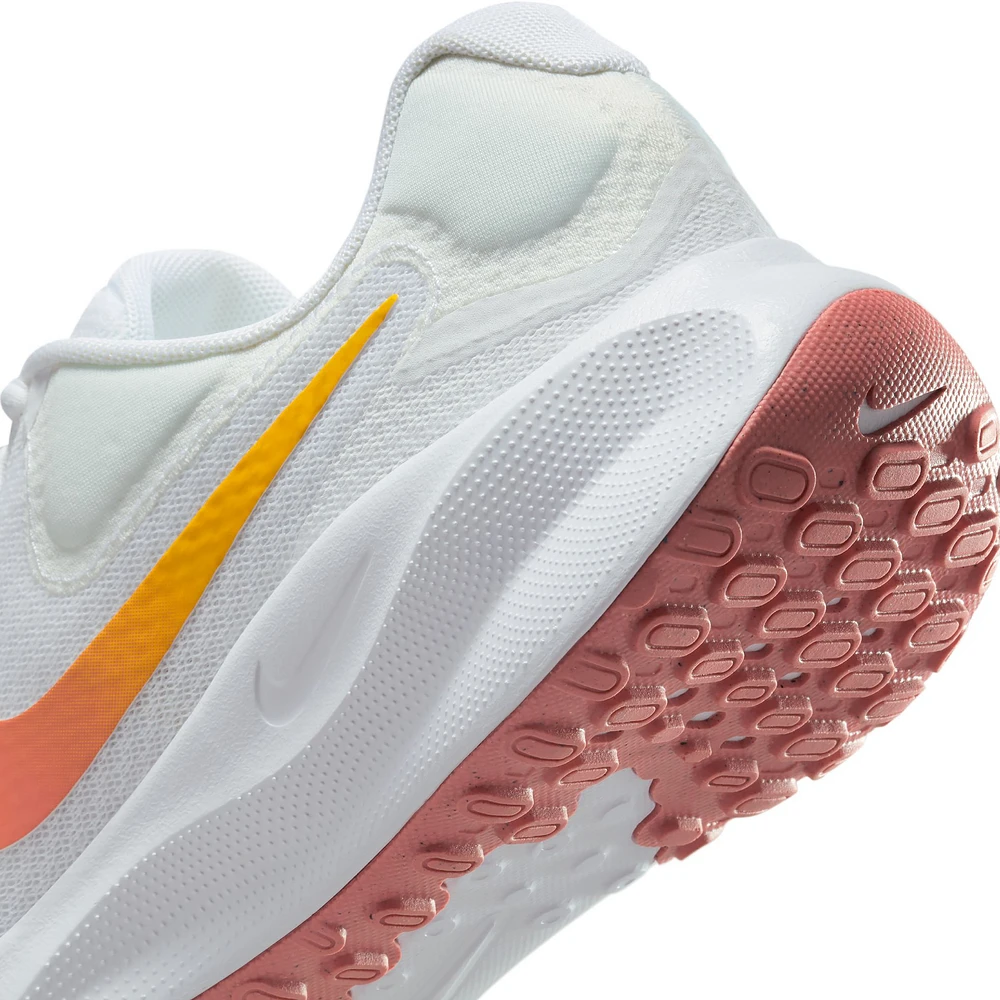Women's Revolution 7 Medium/Wide Running Shoe