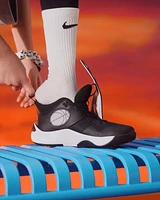 Kids' Hustle 11 Basketball Shoe Big Kid