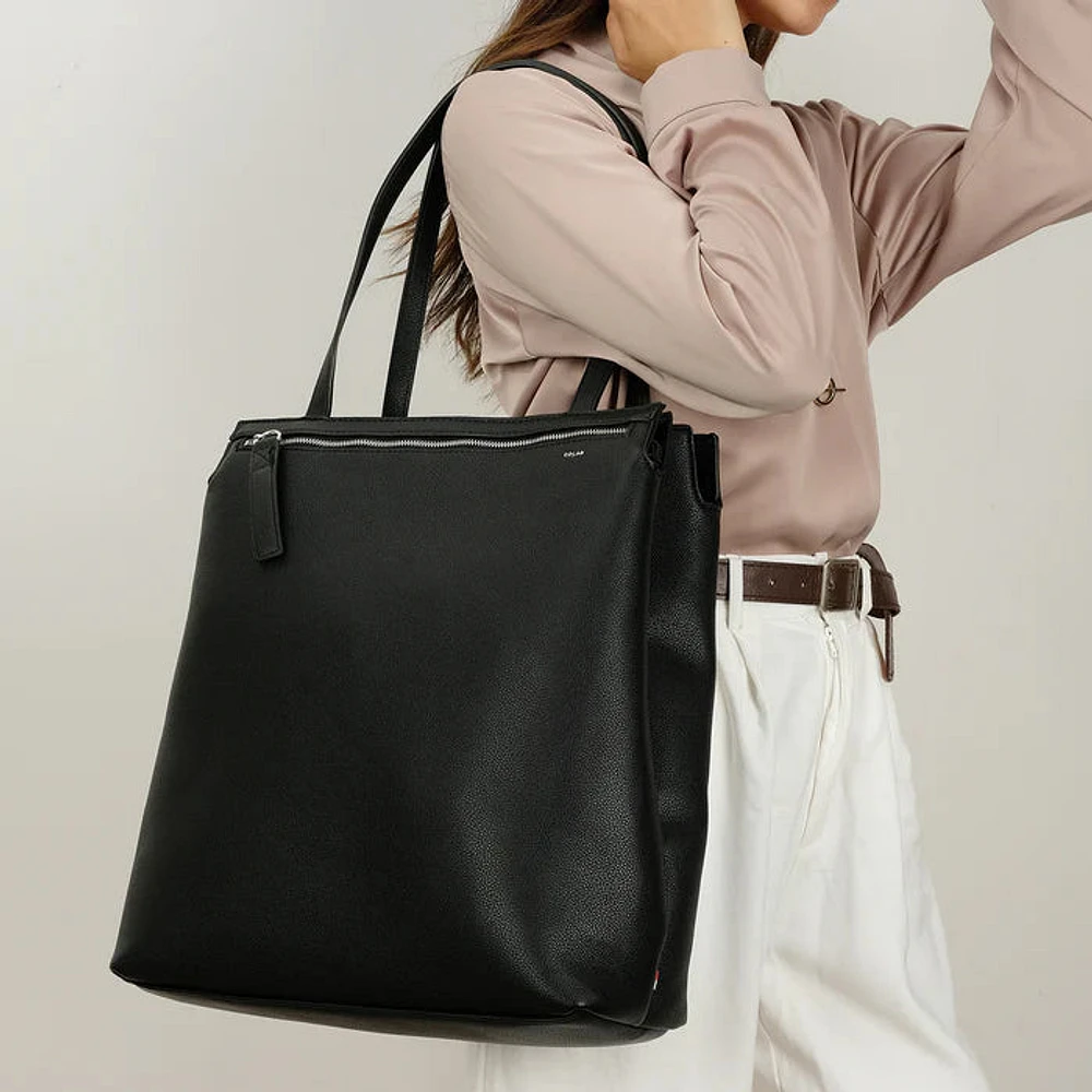 6816 - OMG(ADZILLA) 'ERA' TOTE