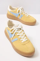 Athena Sneaker