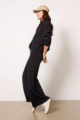 AirEssentials Wide Leg Pant