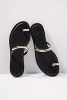 Wink Flat Sandal