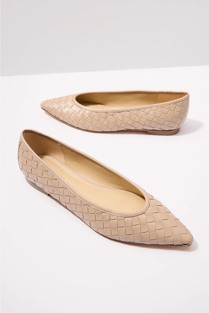 Damaria Woven Flat