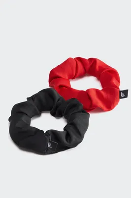 Fabletics 2-Pack Washable Silk Scrunchie Womens Red Apple/Black Size Osfm