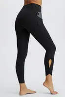 Fabletics Oasis High-Waisted Twist 7/8 Legging Womens Size