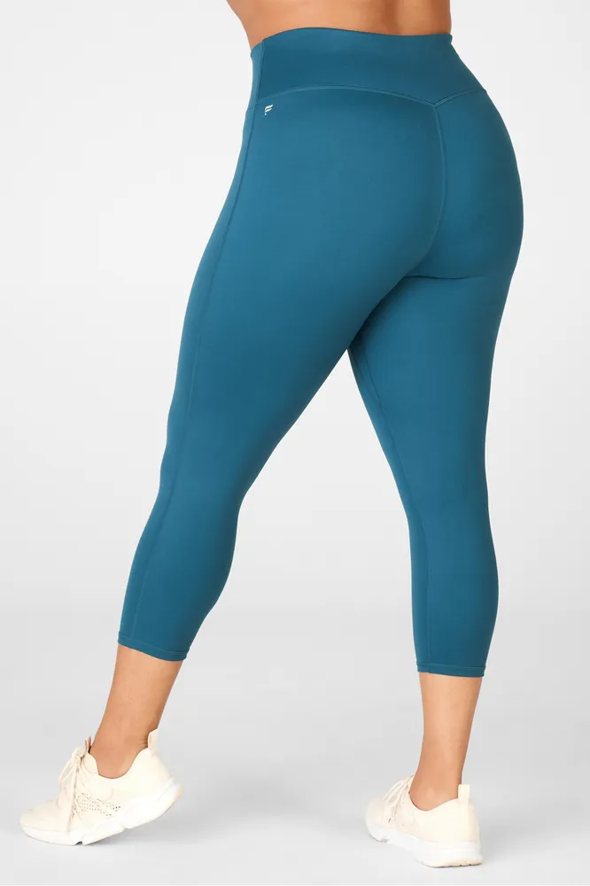 Fabletics Anywhere High-Waisted Capri Womens plus Size