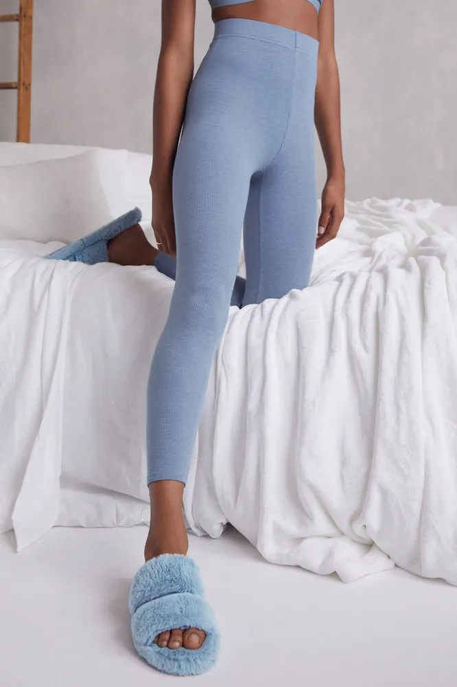 Fabletics High-Waisted Seamless Ribbed Trousers Clothing in Fabletics  High-Waisted Seamless Ribbed Trousers - Get great deals at JustFab