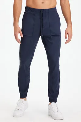 Fabletics Men The One Jogger male Classic Navy Size
