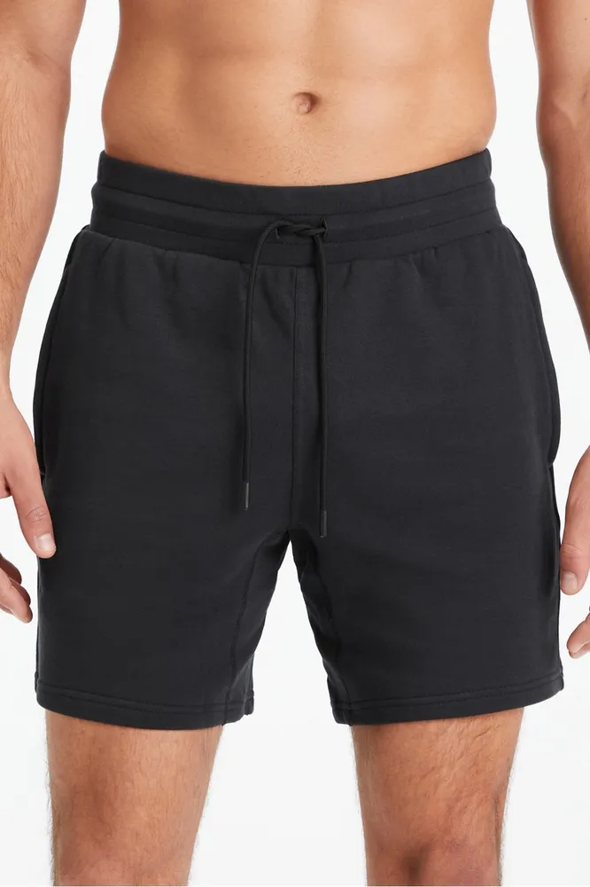 Fabletics Men The Lightweight Go-To Short male black Size