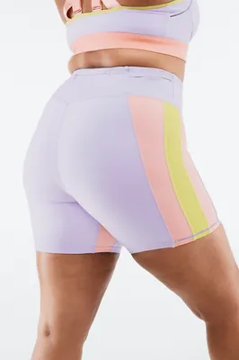 Fabletics High-Waisted Trinity Run Short 7 Womens Frosted Lilac Multi plus Size 3X