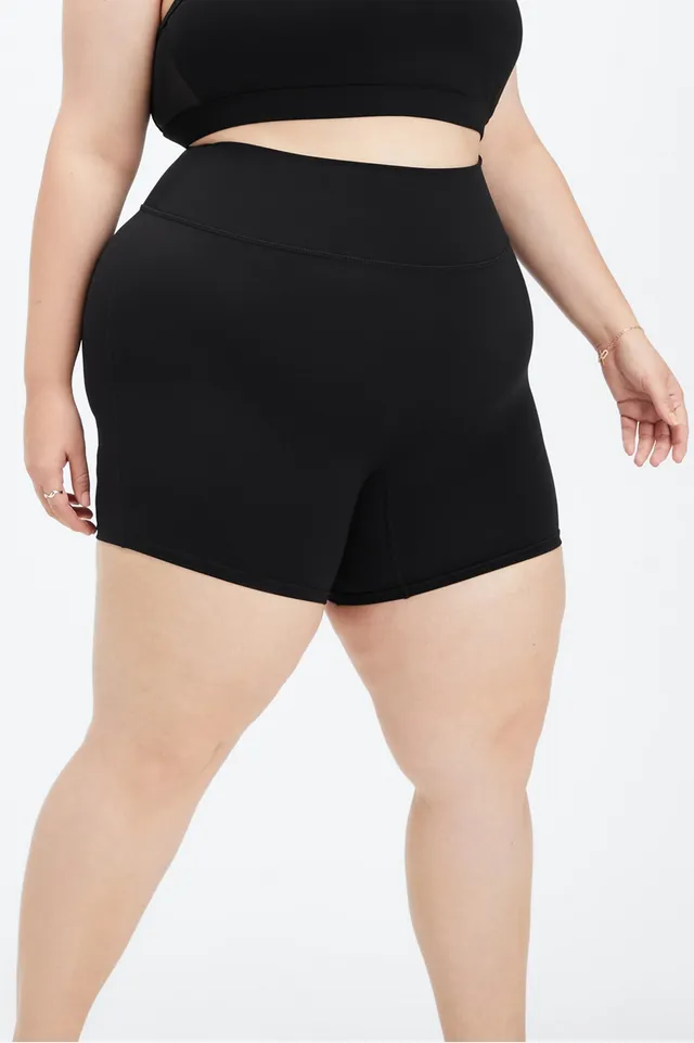 Fabletics Anywhere High-Waisted 6 Short Womens black plus Size 4X