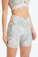 Fabletics High-Waisted PureLuxe Crossover 6 Short Womens Size