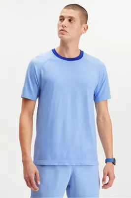 Fabletics Men The Training Day Tee male Vapor Blue Size
