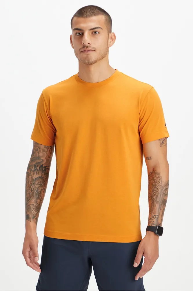 Fabletics Men The 24-7 Tee male Size