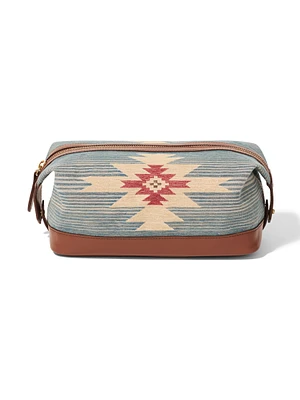 Doug Good Feather Dopp Kit - Nescove