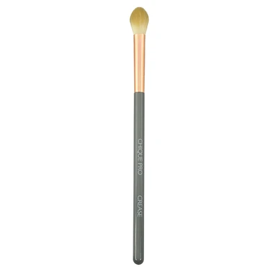 chique pro eyeshadow crease makeup brush