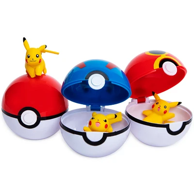 Pokemon™ Trainer Pokeball & Figure Set