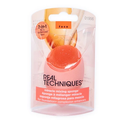 real techniques® miracle mixing sponge™