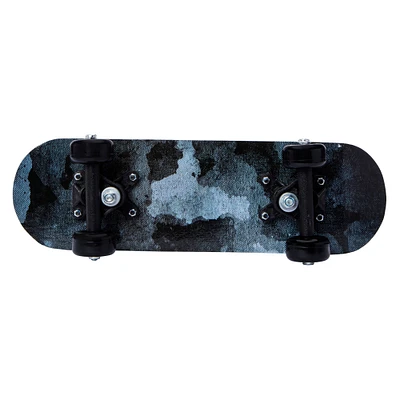 17in mini skateboard with graphic print