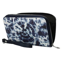 wristlet with zipper