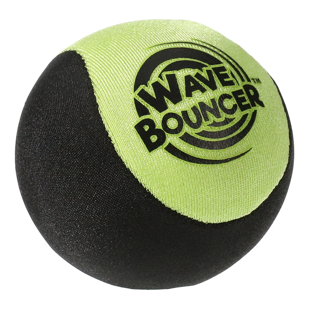 wave bouncer™ beach ball